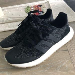 Adidas Originals Women’s Flashback Shoes